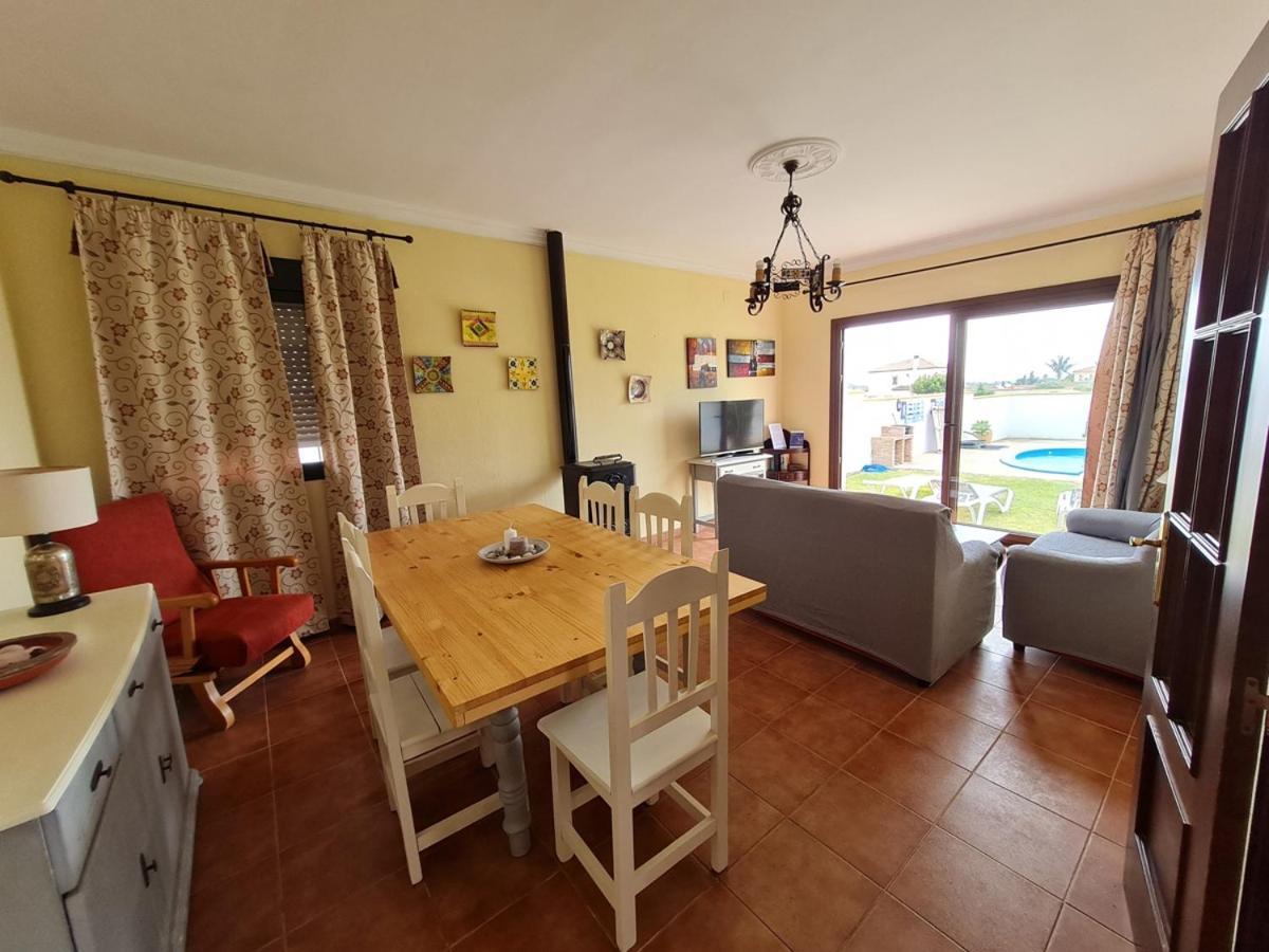 Chalet Las Adelfas Chaparrillo Conil De La Frontera Exteriör bild